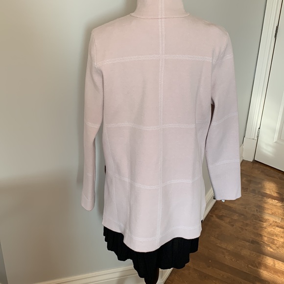 Pastel pink with white squares sweater and loose cowl for winter time! - Picture 3 of 6